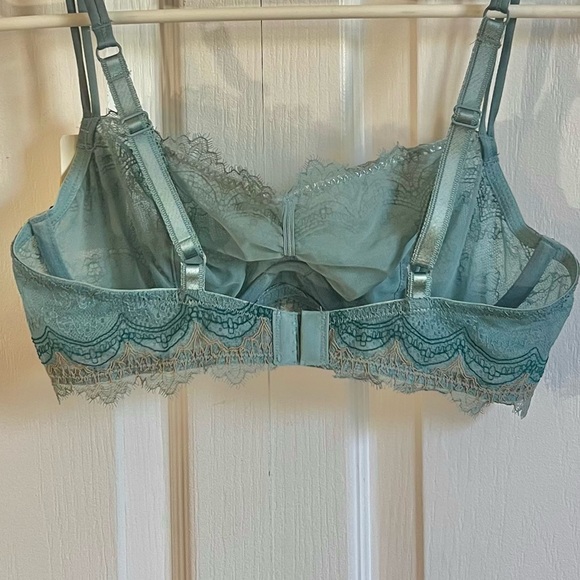 Wacoal: NWT: b.tempt’d by Wacoal: Wink Worthy Bralette, Blue: Size M, 34B - Picture 6 of 10